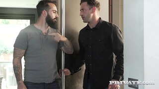 Mae hyn yn horny ass cyw melyn ydynt yn gallu cael digon o ceiliog! Mae hi&#039;n rhoi ei ass i weithio drwy gymryd dwys pussy pounding a dwbl gwddf dwfn gweithredu mewn cas threeway. Llawn Flick ar Private.com!