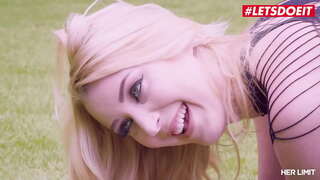 LETSDOEIT - Калеб Амарис һәм Рок - канальный менән сексуаль попка блондиночка, папочка Тәрән Мөкиббән Зан