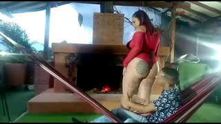 אני מזיין את השירות של מלון כי חברה שלי משאיר אותי מחכה לראות את זה culiada את האח וגם את amaca עם lustylatinasex