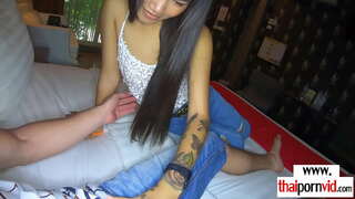 ���्कीनी शौकिया एशियाई पीछे से एक BWC