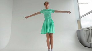 ̊�퍼 체조 선수 가동 가능한 발레리나 베이브 Alla